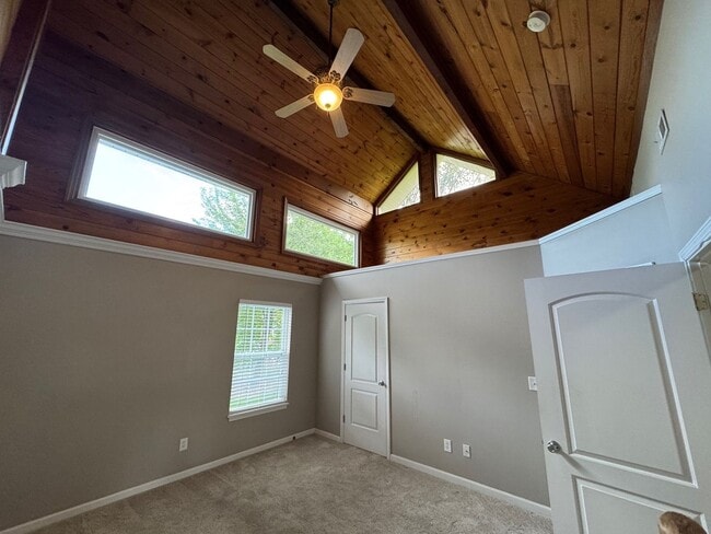 property at 3400 Fairmont Blvd