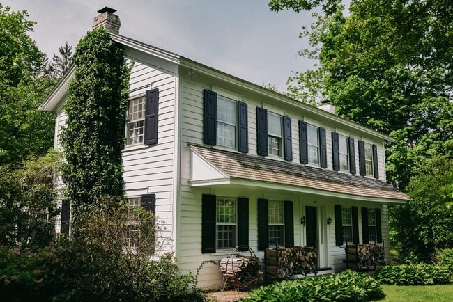 property at 3 Patten Rd