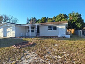 7435 San Miguel Dr in Port Richey, FL - Building Photo - Building Photo