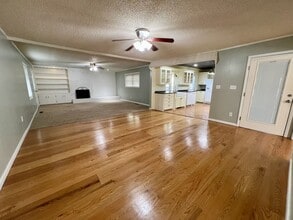 223 S Gunther St in Greenwood, AR - Building Photo - Building Photo