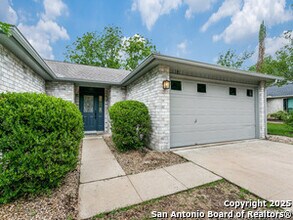 101 Saddle Club Cir in Boerne, TX - Building Photo - Building Photo