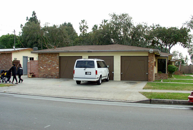 1606 E Romneya in Anaheim, CA - Building Photo - Other