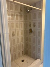 438 NE 210th Cir Terrace in Miami, FL - Building Photo - Building Photo