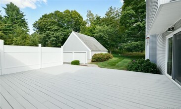290 W Main St in Cheshire, CT - Building Photo - Building Photo