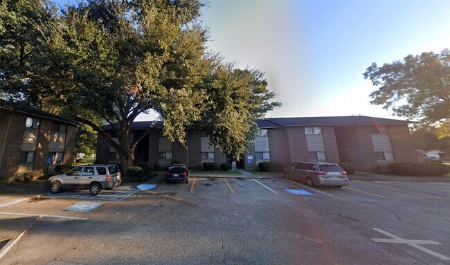 1305 E Bayou Rd in Donaldsonville, LA - Building Photo - Building Photo