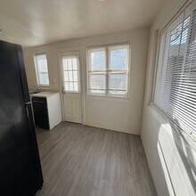 1713 Aspen St in Fort Collins, CO - Foto de edificio - Building Photo