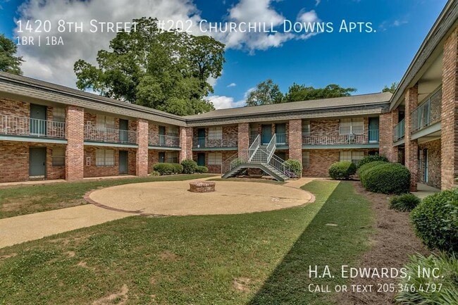 property at 1420 8th St