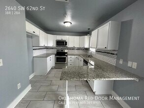 2640 SW 62nd St in Oklahoma City, OK - Building Photo - Building Photo