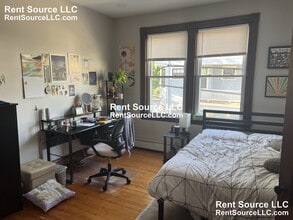 31 Tremont St, Unit 3 in Cambridge, MA - Building Photo - Building Photo