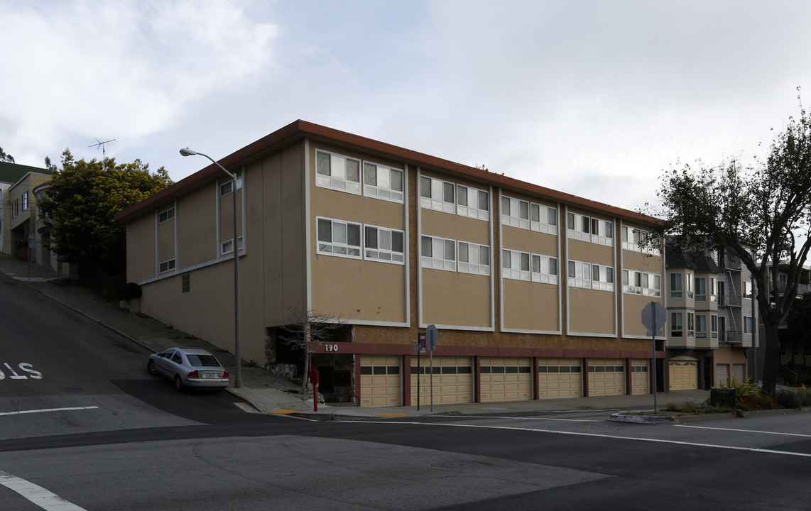 190 Monterey Blvd in San Francisco, CA - Building Photo