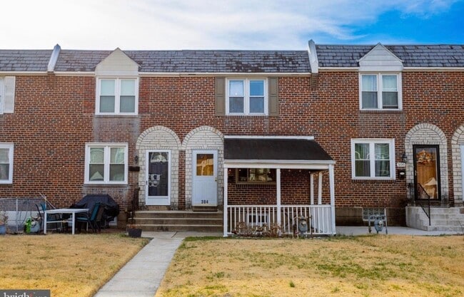 property at 304 Pine St