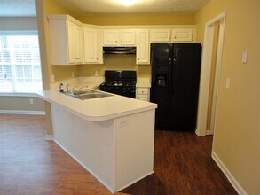765 Chatham Park Dr in Lawrenceville, GA - Building Photo - Building Photo