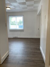 305 Vincennes Ave in Oakdale, PA - Building Photo - Building Photo