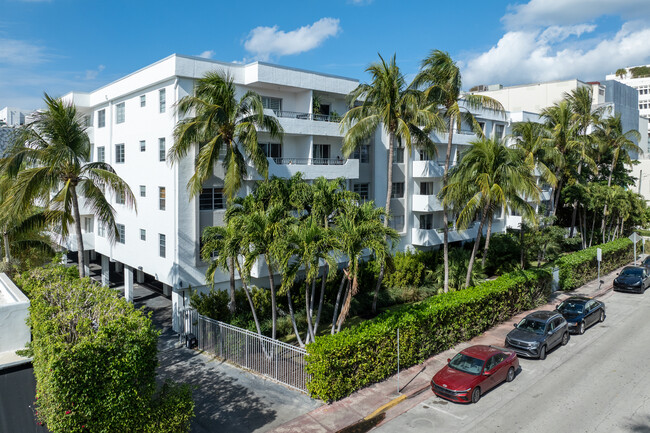 Chic Place at Lincoln in Miami Beach, FL - Foto de edificio - Building Photo
