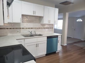 23 Budd Ave in Mt. Olive, NJ - Building Photo - Building Photo