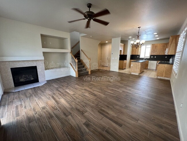 1359 Rincon Dr
