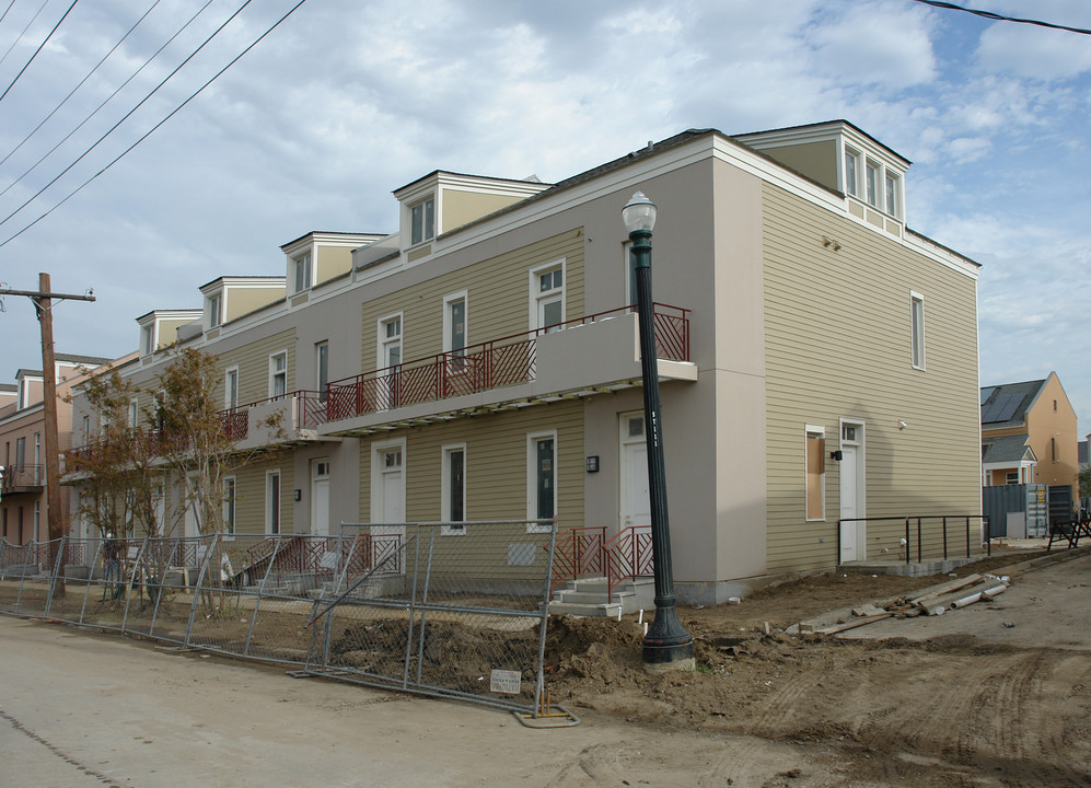 623 Josephine Dr in New Orleans, LA - Building Photo