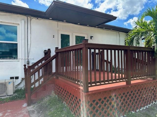 2215 SW 47th St in Fort Lauderdale, FL - Building Photo - Building Photo