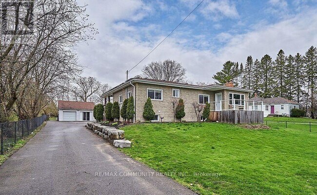 2170 Thornton Rd N in Oshawa, ON - Building Photo - Building Photo