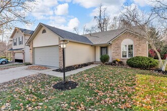 12126 Blue Springs Ln in Fishers, IN - Building Photo - Building Photo