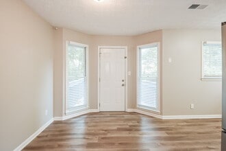 40 Breckenridge Ln in Powder Springs, GA - Building Photo - Building Photo