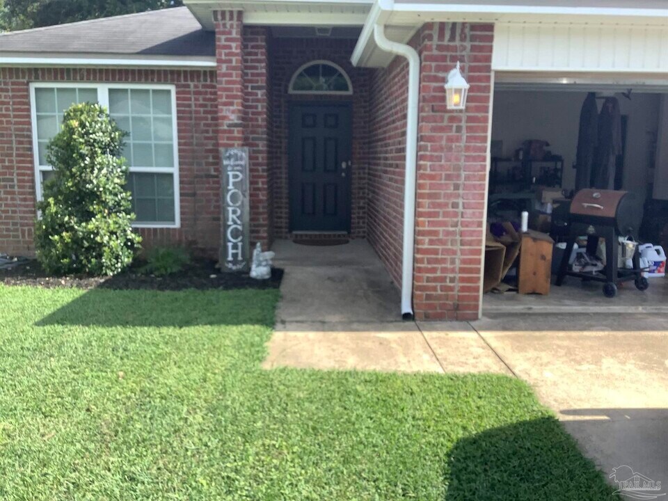 8089 Nalo Creek Loop in Pensacola, FL - Building Photo
