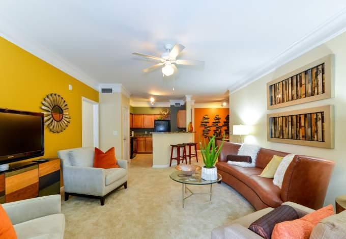 11666 Gulf Pointe Dr in Houston, TX - Building Photo