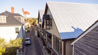 11 Aviles St in St. Augustine, FL - Foto de edificio - Building Photo