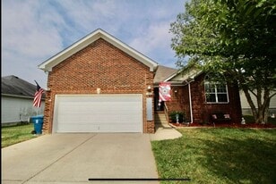 281 Bridlewood Ave in Shelbyville, KY - Building Photo