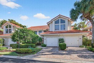 2512 Coco Plum Blvd, Unit 1304 in Boca Raton, FL - Building Photo