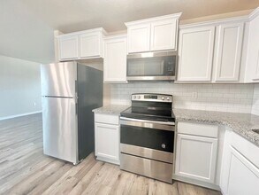 2411 B Duntov Dr in Temple, TX - Building Photo - Building Photo