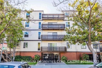 Hillegas Apartments in Berkeley, CA - Building Photo - Building Photo