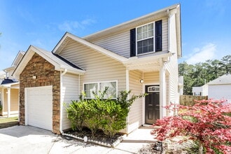 7752 Newbury Dr in Jonesboro, GA - Building Photo - Building Photo