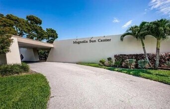 5967 Terrace Park Dr N in St. Petersburg, FL - Building Photo - Building Photo