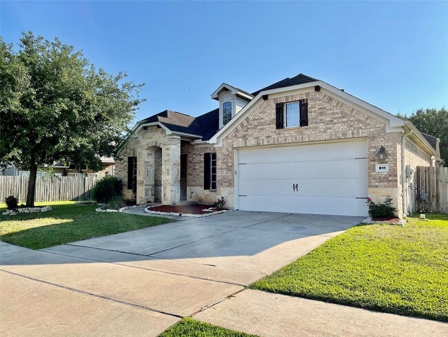 property at 811 Admiral Bay Ln