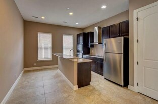6416 Cates Ave in University City, MO - Building Photo