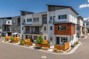 Sun River Townhomes