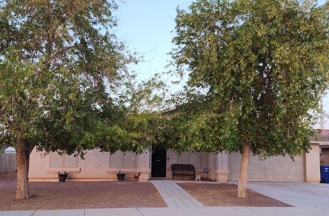4257 S Boxwood Ave in Yuma, AZ - Building Photo