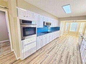 534 Shennandoah Dr in Desoto, TX - Building Photo - Building Photo