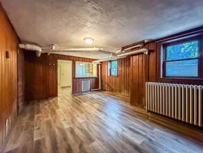 407 W Green St in Urbana, IL - Building Photo - Building Photo