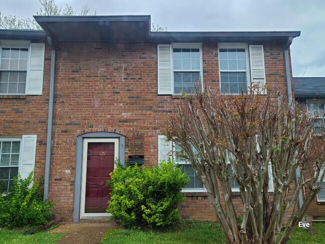 property at 5510 Country Dr