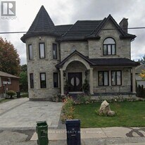 119 Playfair Ave in Toronto, ON - Building Photo