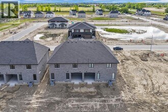 662 Linden St in Lakeshore, ON - Building Photo - Building Photo