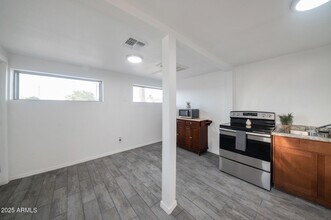 1108 S 33rd Ave in Phoenix, AZ - Building Photo - Building Photo