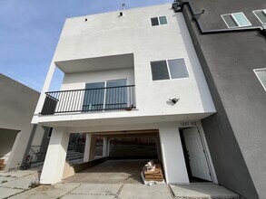 1339 S Hudson Ave in Los Angeles, CA - Building Photo - Building Photo