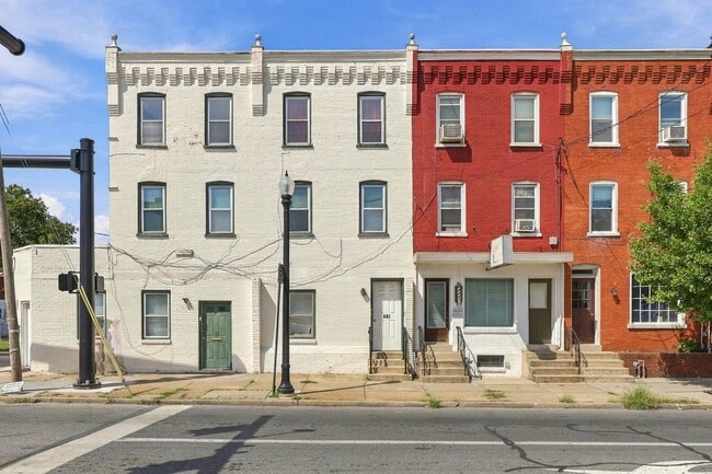 property at 849-851 Manor St