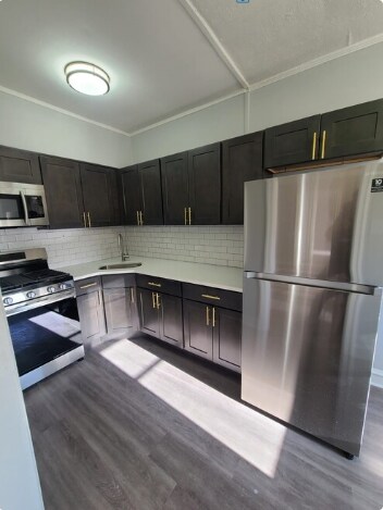 7250 Walnut St in Upper Darby Township, PA - Building Photo - Building Photo