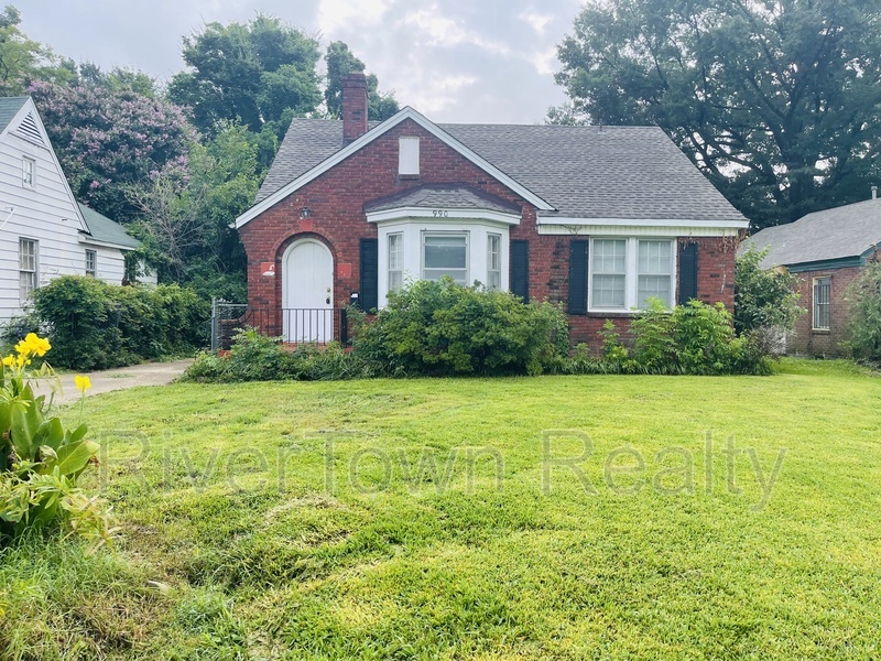 990 N Avalon St in Memphis, TN - Building Photo