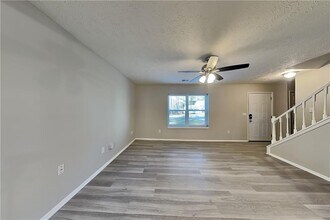 455 Sheringham Ct in Roswell, GA - Building Photo - Building Photo