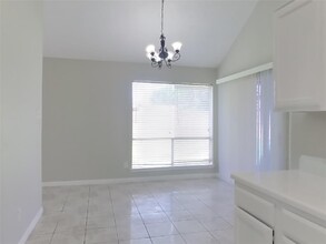 8711 Croteau Dr in Houston, TX - Building Photo - Building Photo